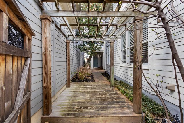 948 RIVER BREEZE DR, Memphis, TN 38103