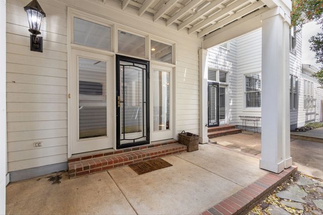 948 RIVER BREEZE DR, Memphis, TN 38103