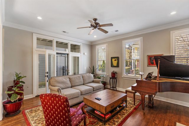 948 RIVER BREEZE DR, Memphis, TN 38103