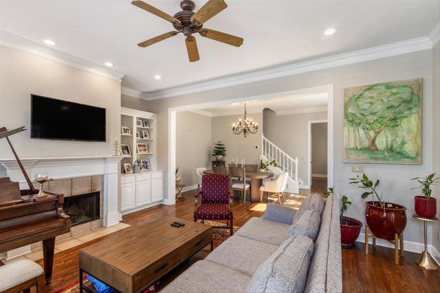 948 RIVER BREEZE DR, Memphis, TN 38103