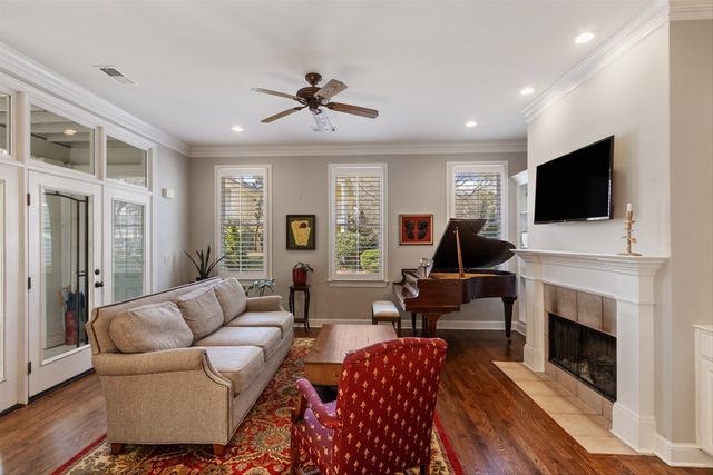 948 RIVER BREEZE DR, Memphis, TN 38103