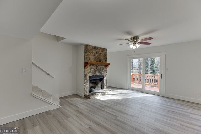 2485 Hidden Cove Court C, Gainesville, GA 30501