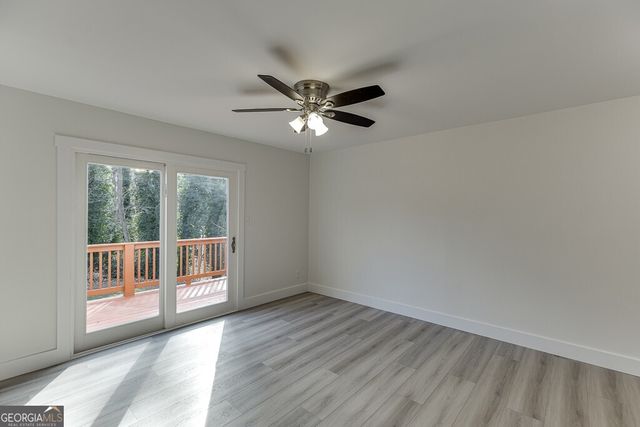 2485 Hidden Cove Court C, Gainesville, GA 30501