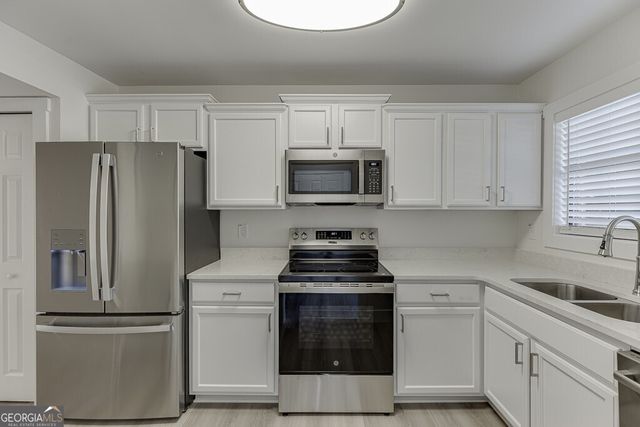 2485 Hidden Cove Court C, Gainesville, GA 30501