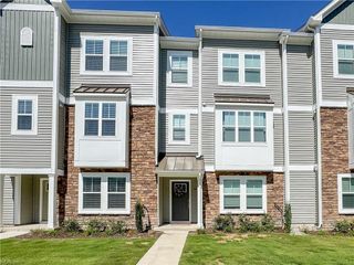 2022 Laycock Ln Unit 101, Suffolk, VA 23435