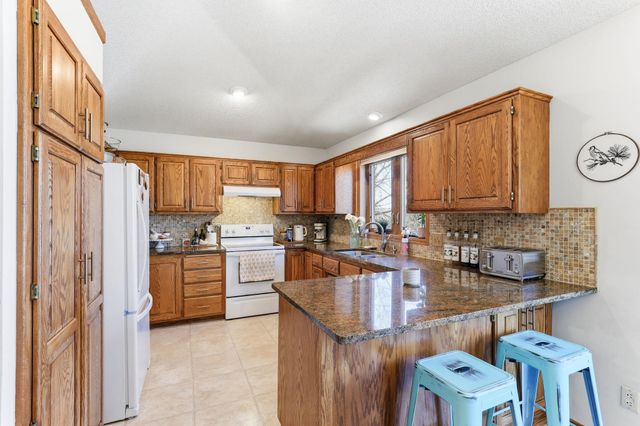 13908 York Avenue S, Burnsville, MN 55337