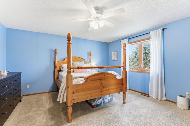 13908 York Avenue S, Burnsville, MN 55337