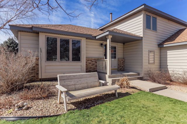 13908 York Avenue S, Burnsville, MN 55337