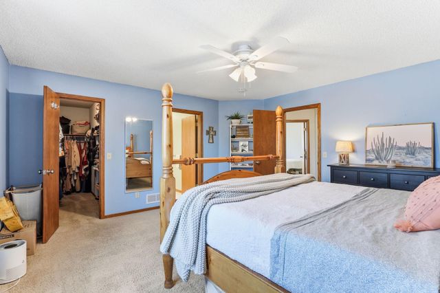13908 York Avenue S, Burnsville, MN 55337