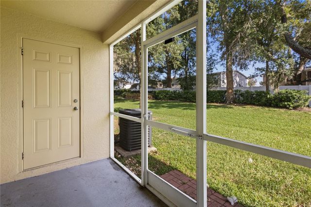 37678 AARALYN ROAD 57, Zephyrhills, FL 33542