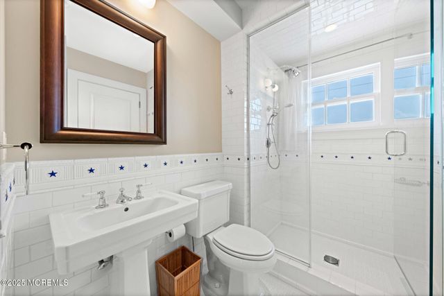 425 East Avenue, Bay Head, NJ 08742