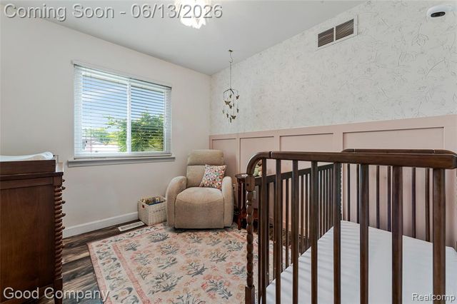 18489 Matthew Drive, Clinton Township, MI 48035