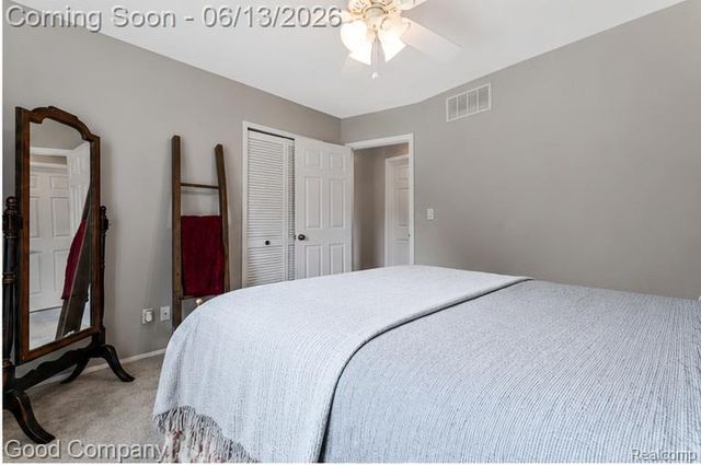 18489 Matthew Drive, Clinton Township, MI 48035