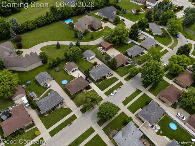 18489 Matthew Drive, Clinton Township, MI 48035