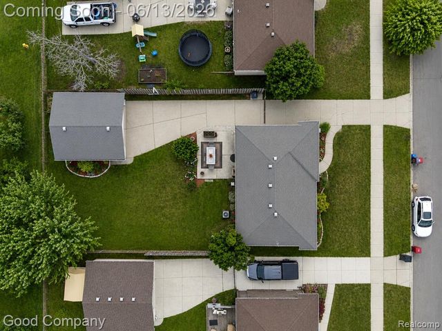 18489 Matthew Drive, Clinton Township, MI 48035