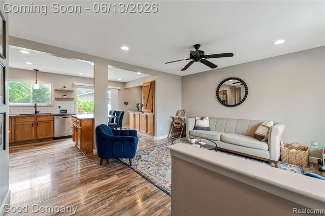 18489 Matthew Drive, Clinton Township, MI 48035