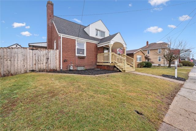 29 E Madison St, Latrobe, PA 15650