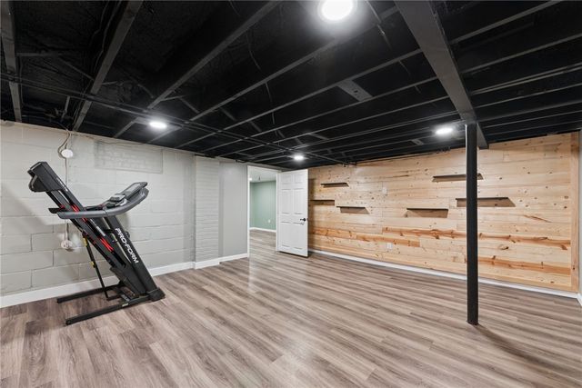 29 E Madison St, Latrobe, PA 15650