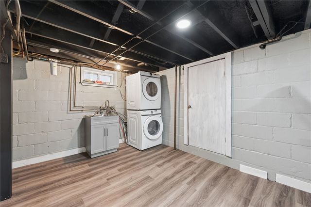 29 E Madison St, Latrobe, PA 15650