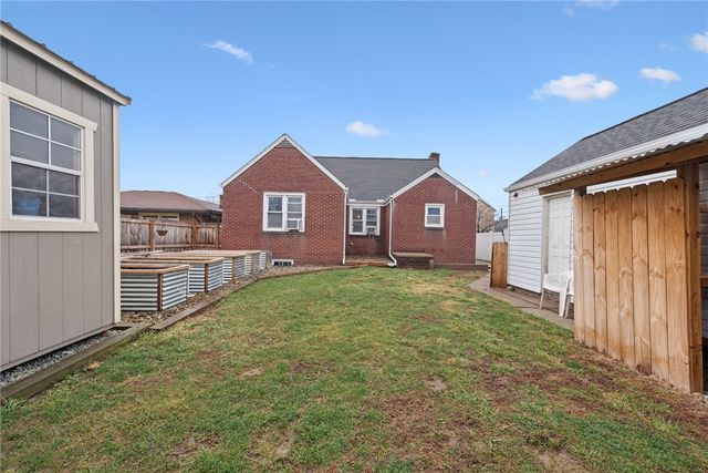 29 E Madison St, Latrobe, PA 15650