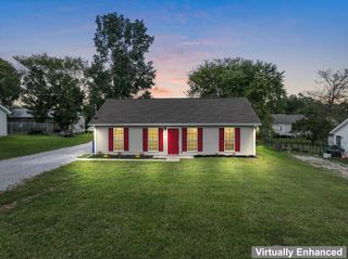 406 Fairway Grn, Shelbyville, TN 37160