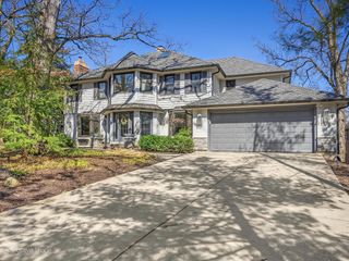 11 W Birchwood Avenue, Hinsdale, IL 60521