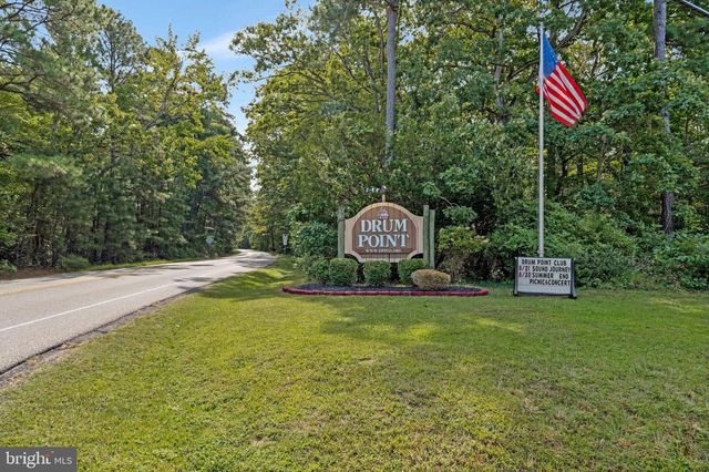 310 MCMICHAELS DR, Lusby, MD 20657