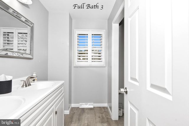 130 CARRIAGE LN, Elkton, MD 21921