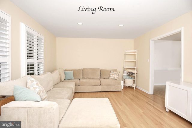 130 CARRIAGE LN, Elkton, MD 21921