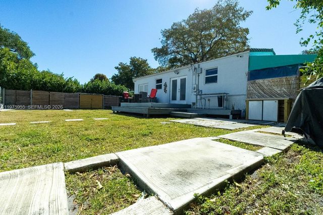 1629 Arthur St, Hollywood, FL 33020