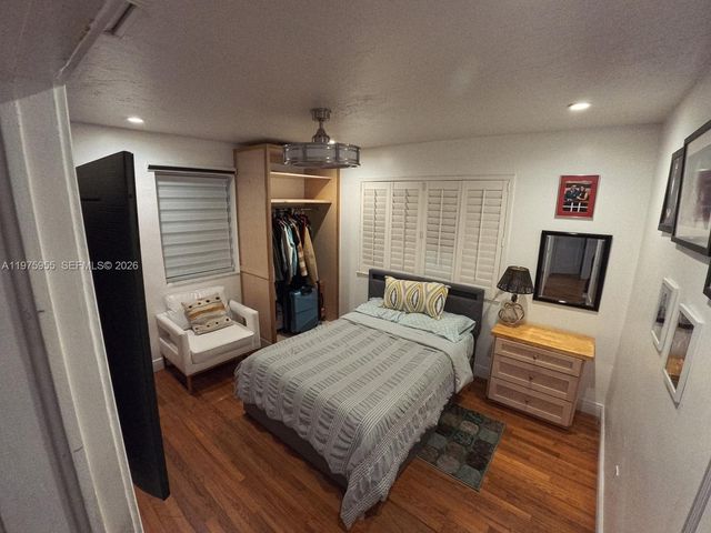 1629 Arthur St, Hollywood, FL 33020