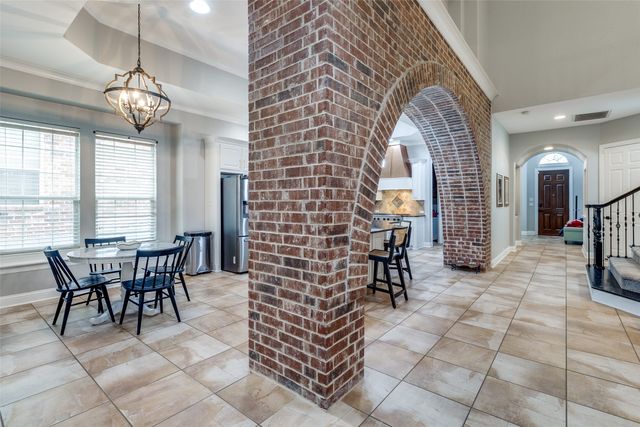 10829 Dixon Branch Drive, Dallas, TX 75218