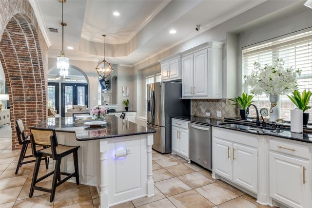 10829 Dixon Branch Drive, Dallas, TX 75218