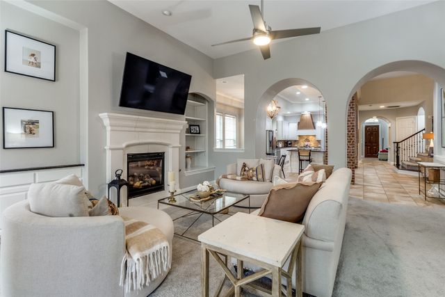 10829 Dixon Branch Drive, Dallas, TX 75218