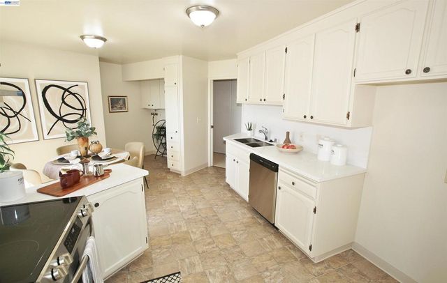 2728 Sheffield Place, Castro Valley, CA 94546