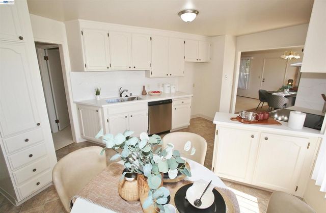 2728 Sheffield Place, Castro Valley, CA 94546