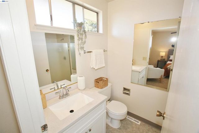 2728 Sheffield Place, Castro Valley, CA 94546