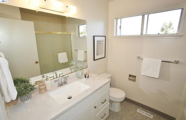 2728 Sheffield Place, Castro Valley, CA 94546