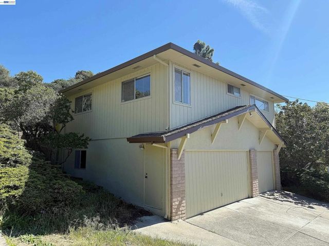 2728 Sheffield Place, Castro Valley, CA 94546