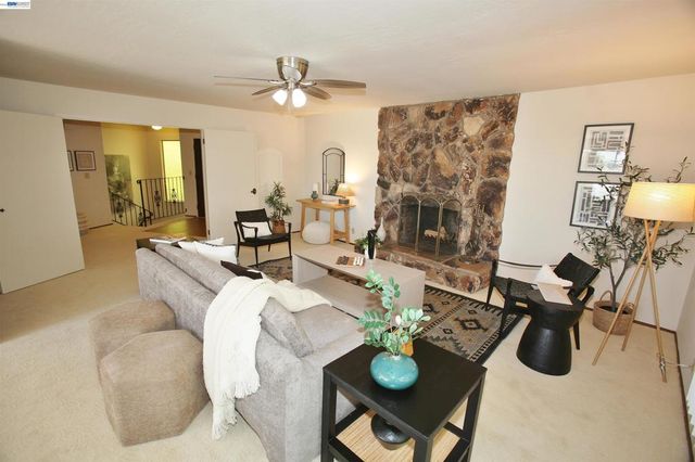 2728 Sheffield Place, Castro Valley, CA 94546