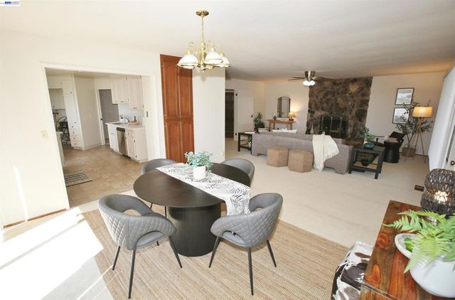 2728 Sheffield Place, Castro Valley, CA 94546