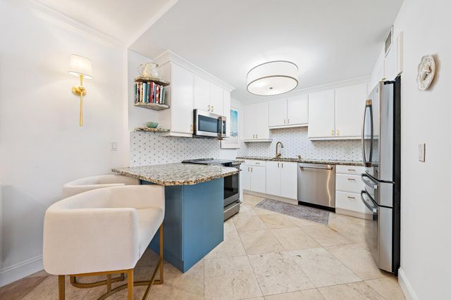170 N Ocean Boulevard 210, Palm Beach, FL 33480