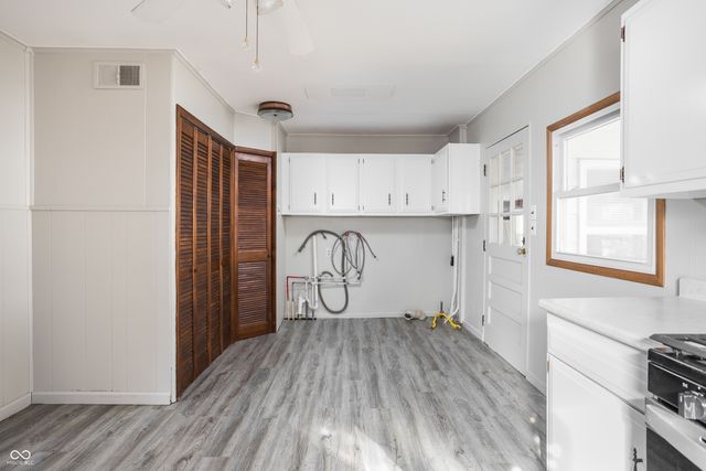 418 N Enderly Avenue, Brownsburg, IN 46112