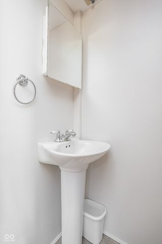 418 N Enderly Avenue, Brownsburg, IN 46112