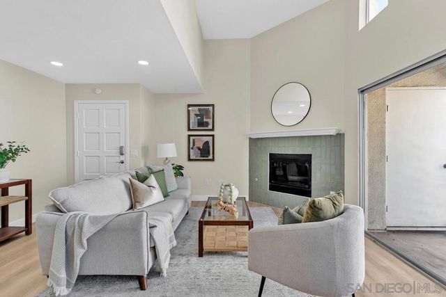 832 13th St G, Imperial Beach, CA 91932