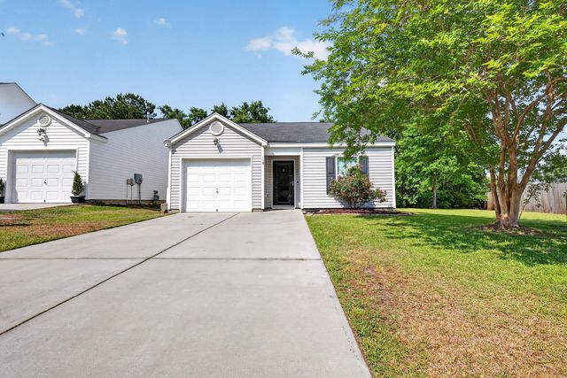 110 Coosawatchie Street, Summerville, SC 29485