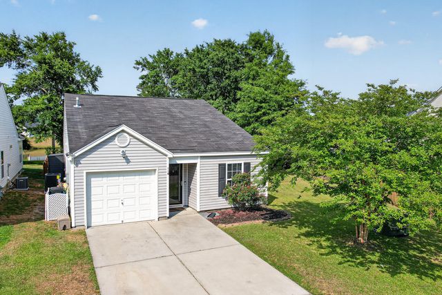 110 Coosawatchie Street, Summerville, SC 29485
