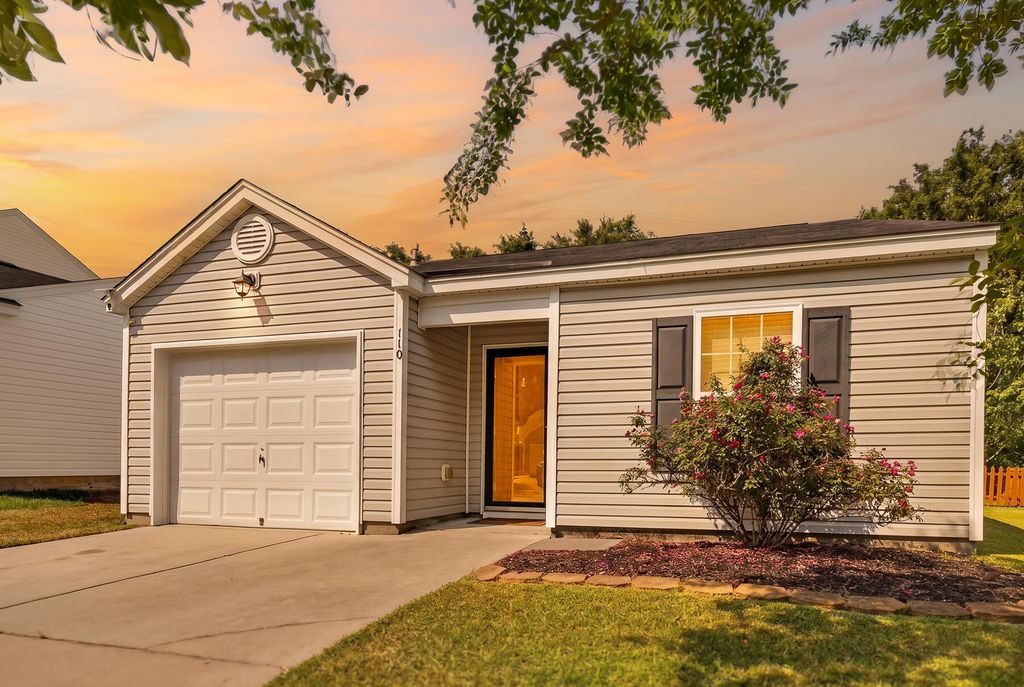 110 Coosawatchie Street, Summerville, SC 29485