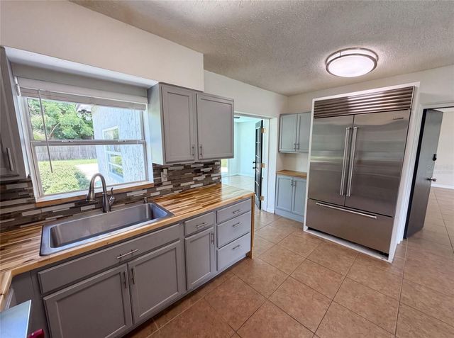 1907 SUE ANN STREET, Orlando, FL 32817