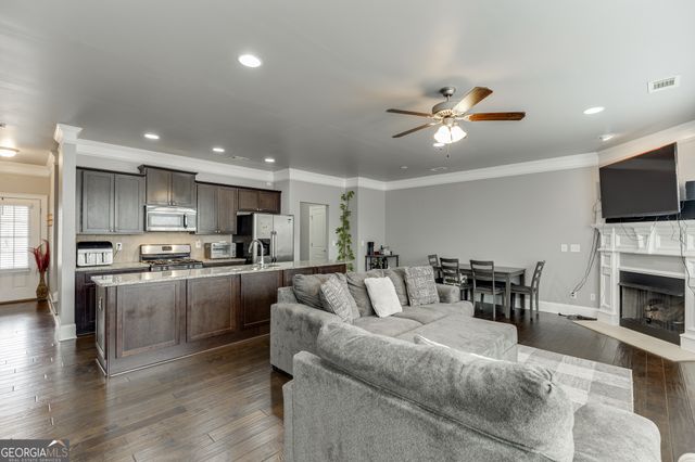 2854 Jordan Oaks Lane, Decatur, GA 30033